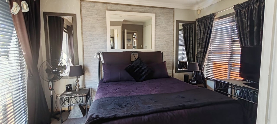 4 Bedroom Property for Sale in Melodie North West